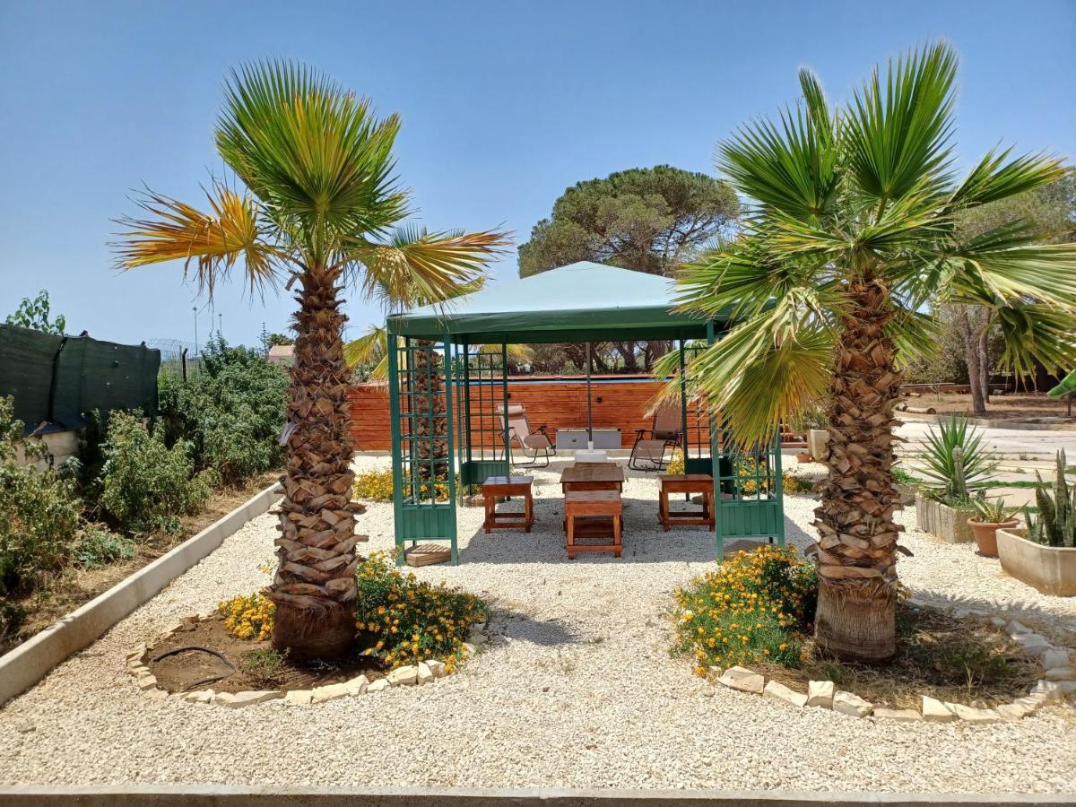 Turtle Island Apartments Santa Croce Camerina Dış mekan fotoğraf