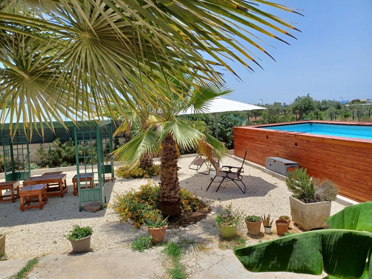 Turtle Island Apartments Santa Croce Camerina Dış mekan fotoğraf